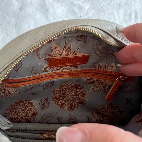 Hobo Reach Crossbody bag in Driftwood (Retired Design) - Picture 10 of 10